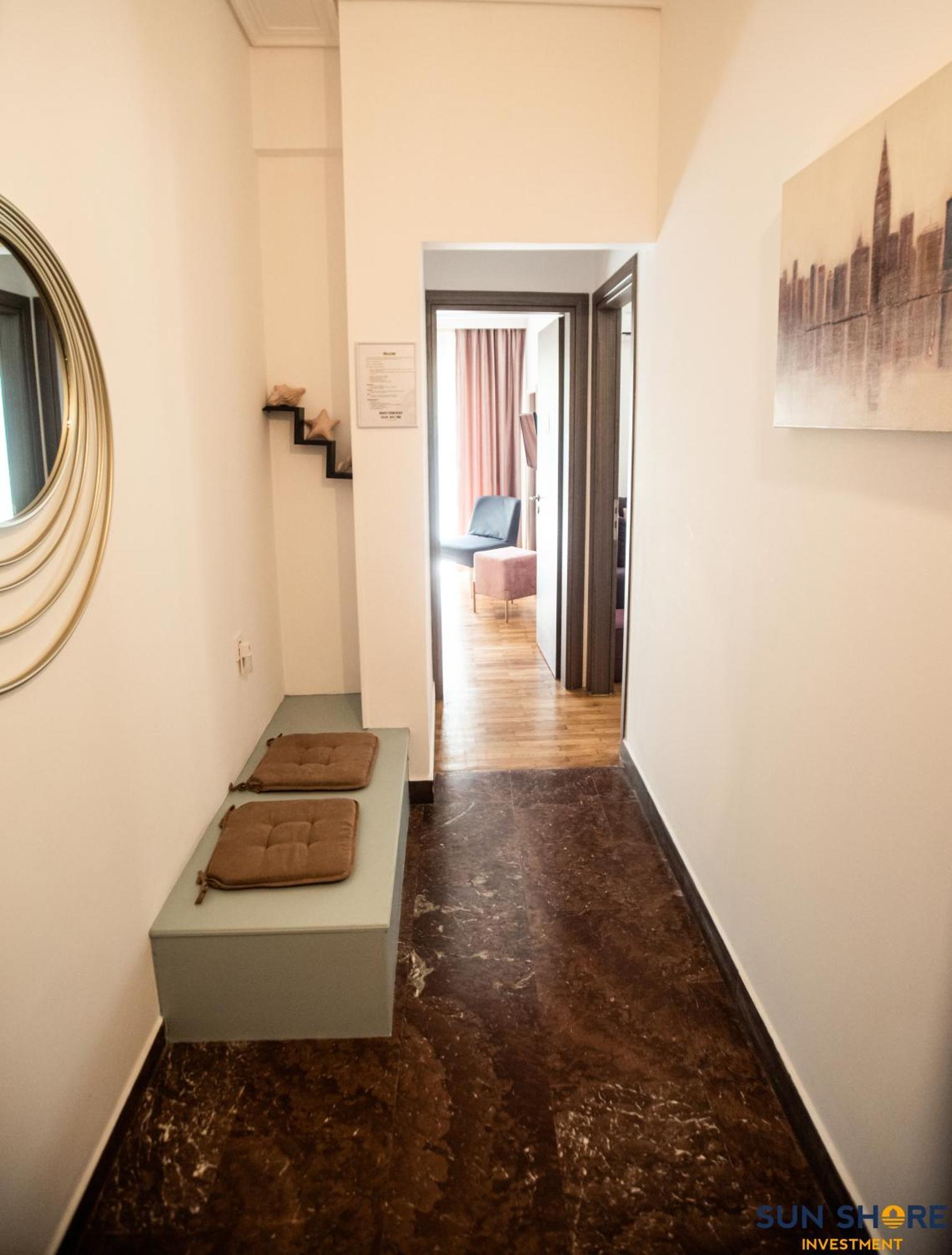Explore Greece From Comfortable City Centre Apartment Chalkís Exteriör bild