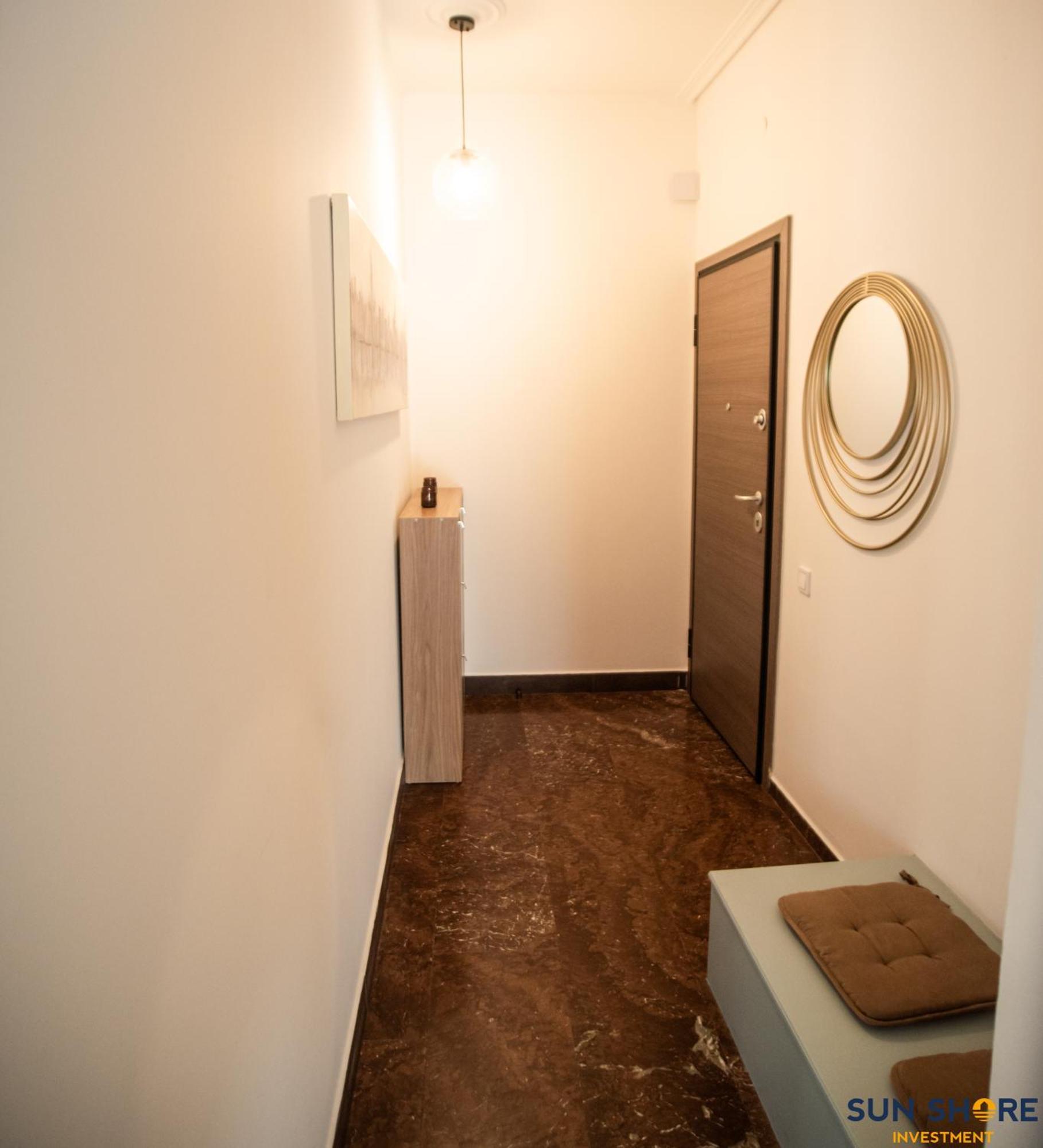 Explore Greece From Comfortable City Centre Apartment Chalkís Exteriör bild